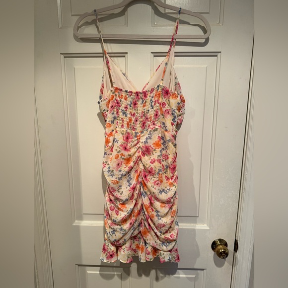 ASTR the Label Size Medium Floral Dress - Picture 2 of 2